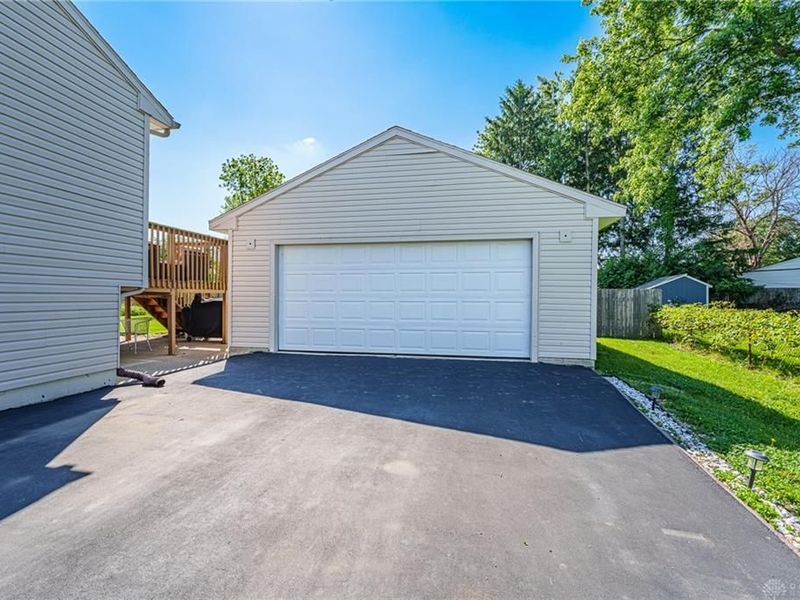 963 Weinland Drive, Park Layne, OH 45344 Photo 4