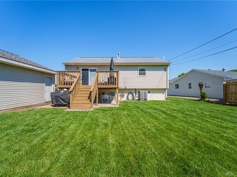 963 Weinland Drive, Park Layne, OH 45344 Photo 8