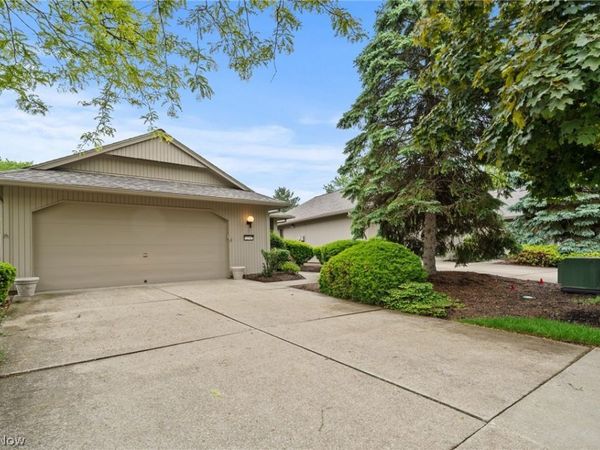 12747 Olympus Way, Strongsville, OH 44149