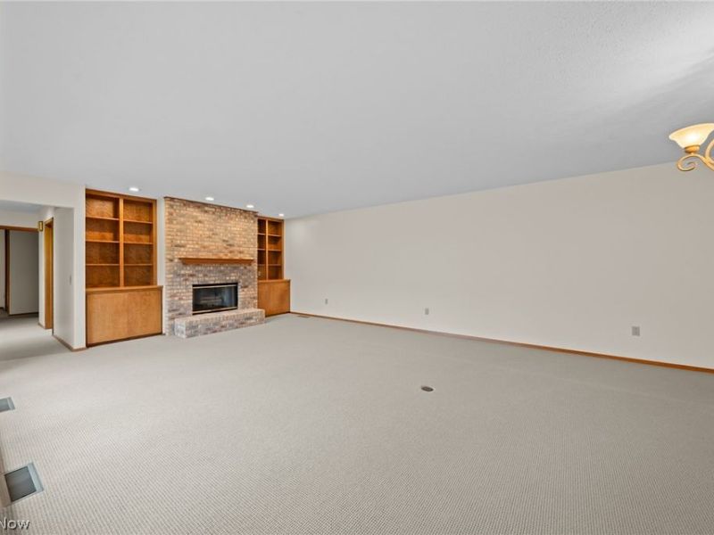 12747 Olympus Way, Strongsville, OH 44149 Photo 18