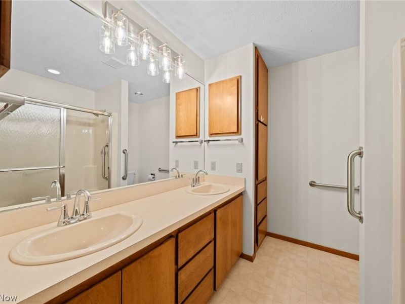 12747 Olympus Way, Strongsville, OH 44149 Photo 31