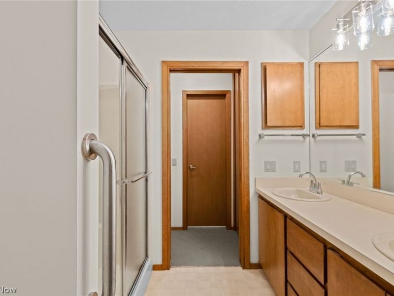 12747 Olympus Way, Strongsville, OH 44149 Photo 32