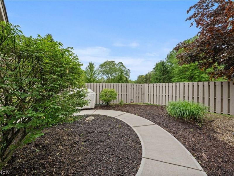 12747 Olympus Way, Strongsville, OH 44149 Photo 36