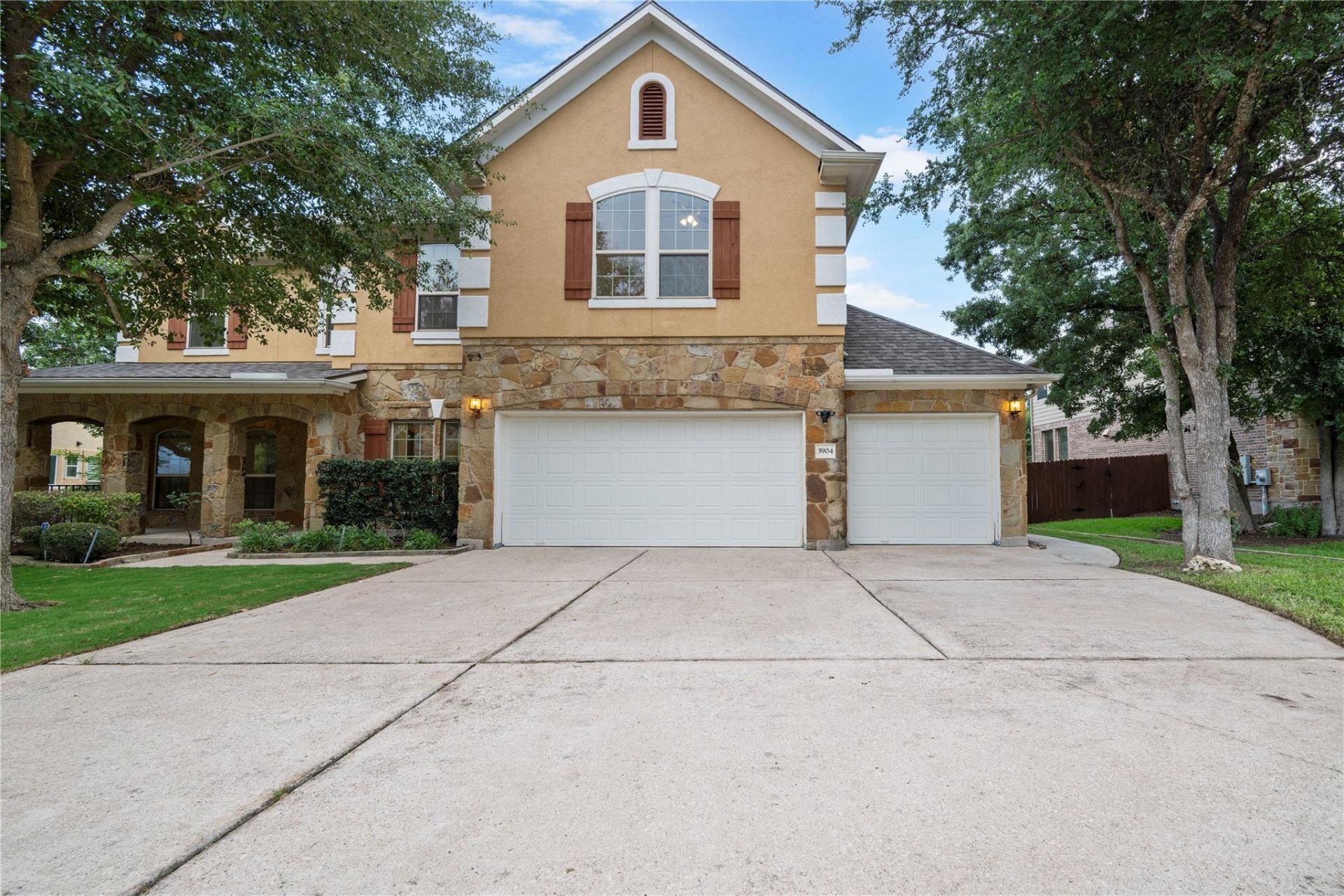 3904 Avery Woods Ln, Cedar Park, TX 78613 Main Photo