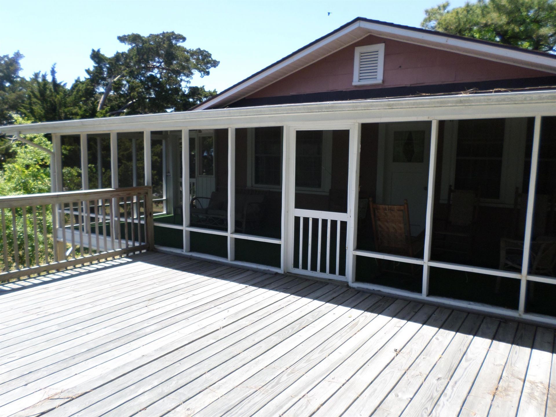 1421 Havens Dr. Photo 13