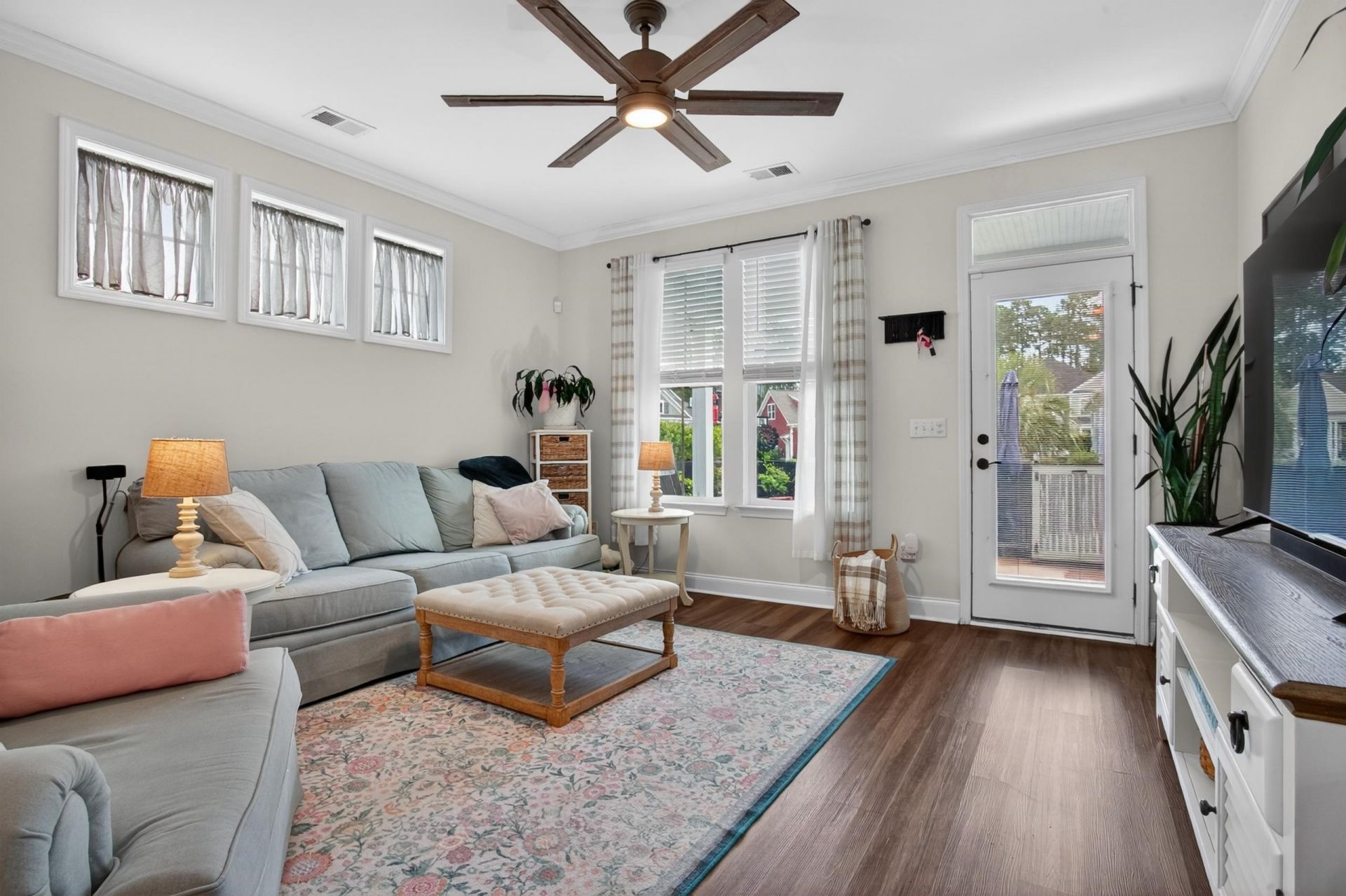 2084 Silver Island Way Photo 17