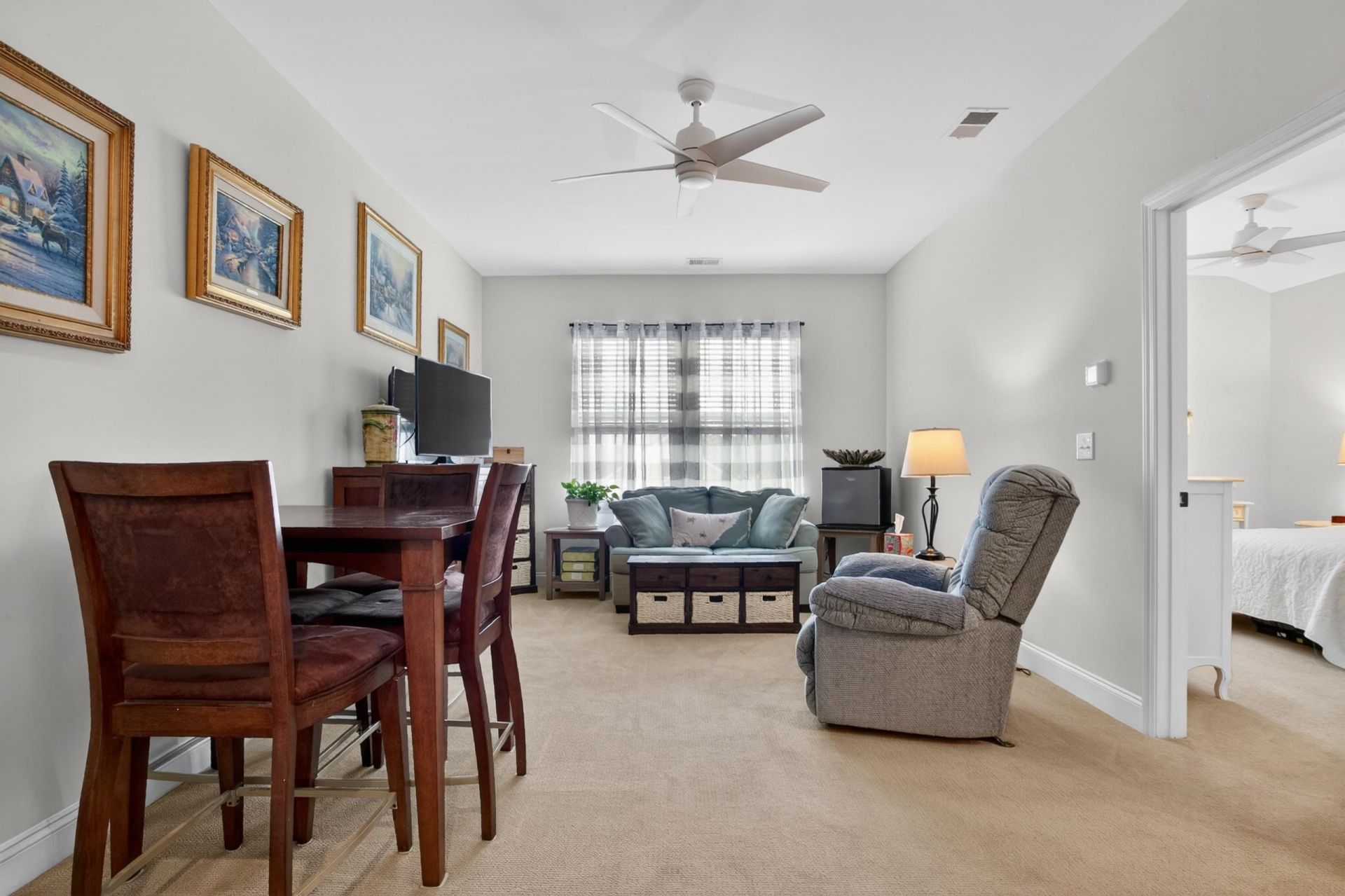 2084 Silver Island Way Photo 30