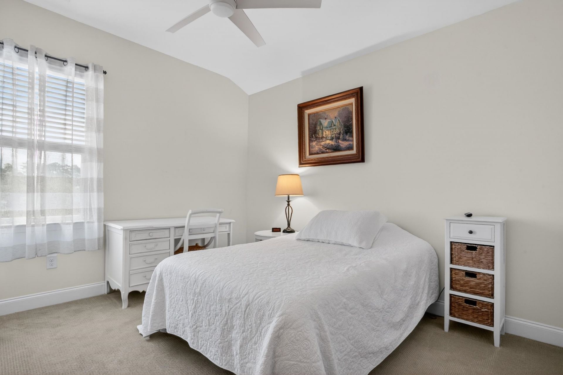 2084 Silver Island Way Photo 33