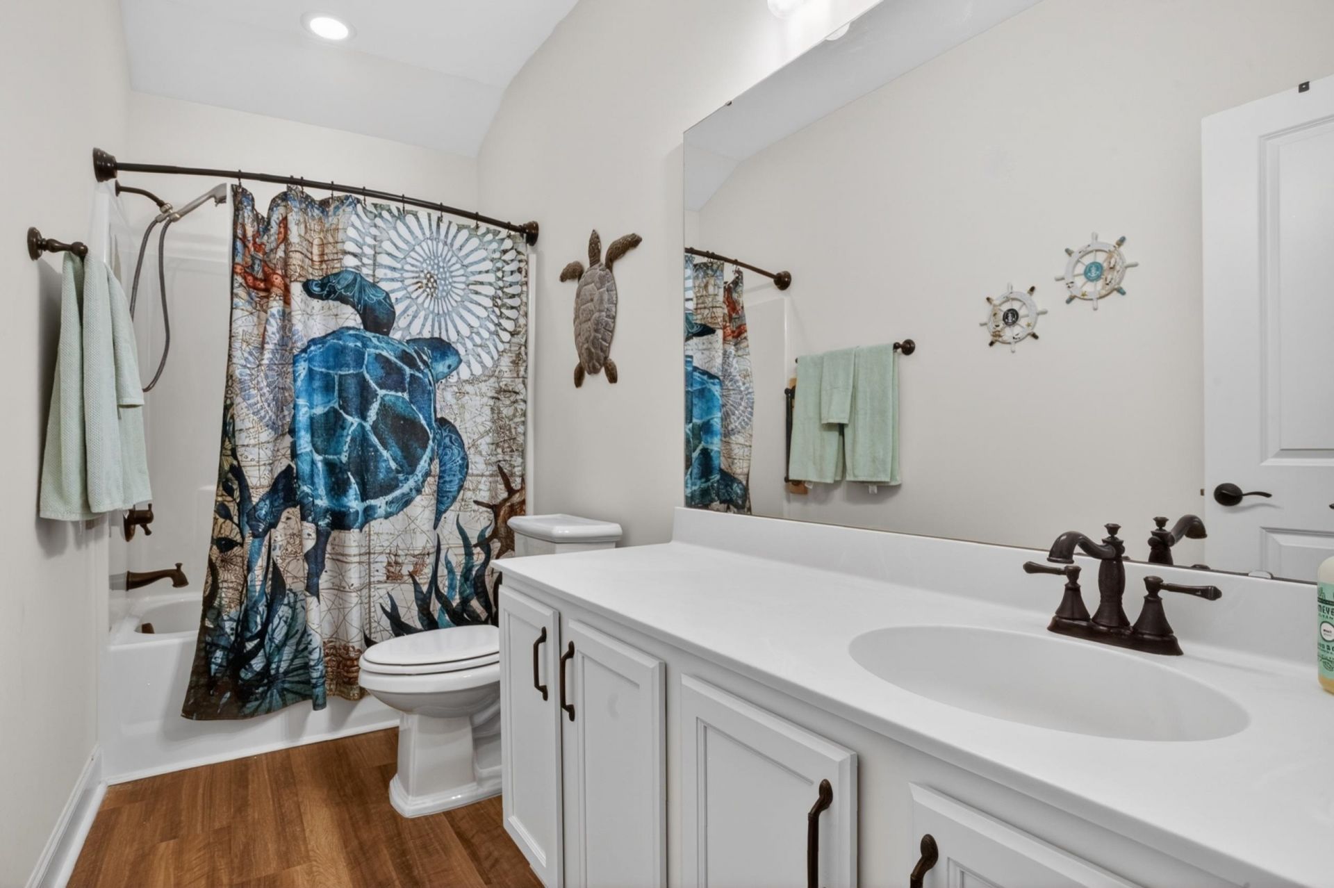 2084 Silver Island Way Photo 35