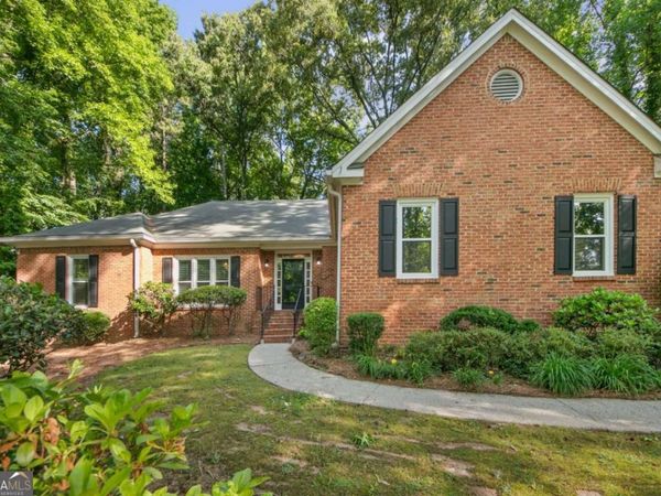 1055 Downing Court NE, Marietta, GA 30068