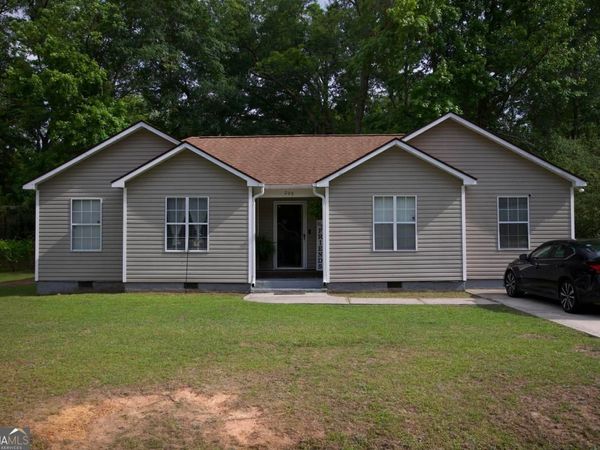 209 Maple Street, Statesboro, GA 30458