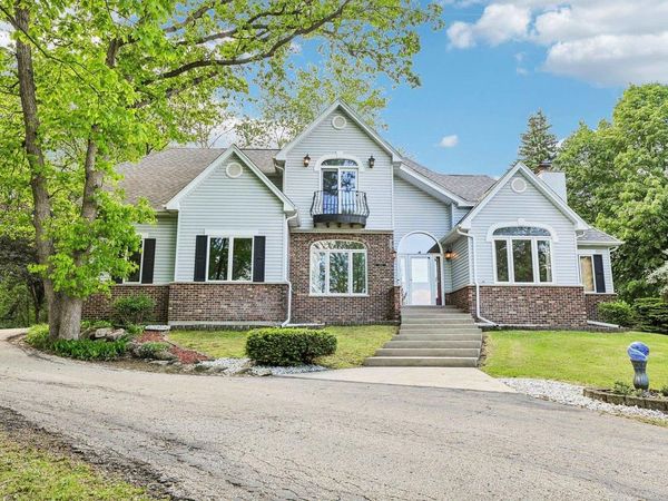 3115 Hawks Haven Trail, Deforest, WI 53532