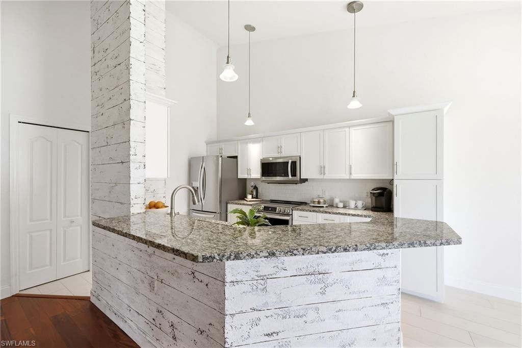 275 Cays Dr, Unit 2208, Naples, FL 34114 Photo