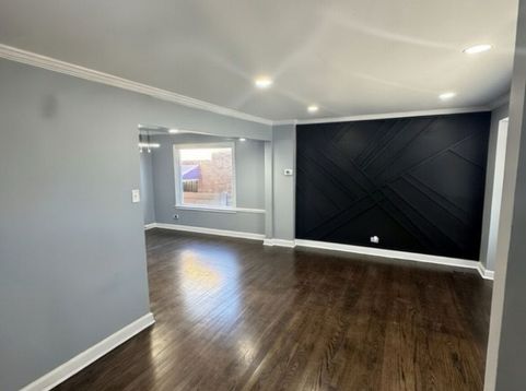Main Photo