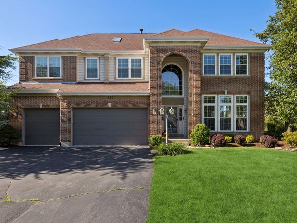 1820 Broadsmore Drive , Algonquin, IL 60102
