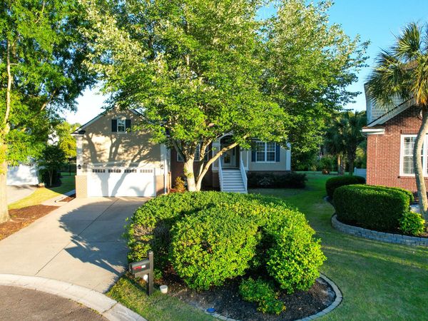 2206 Magnolia Meadows Drive, Mount Pleasant, SC 29464