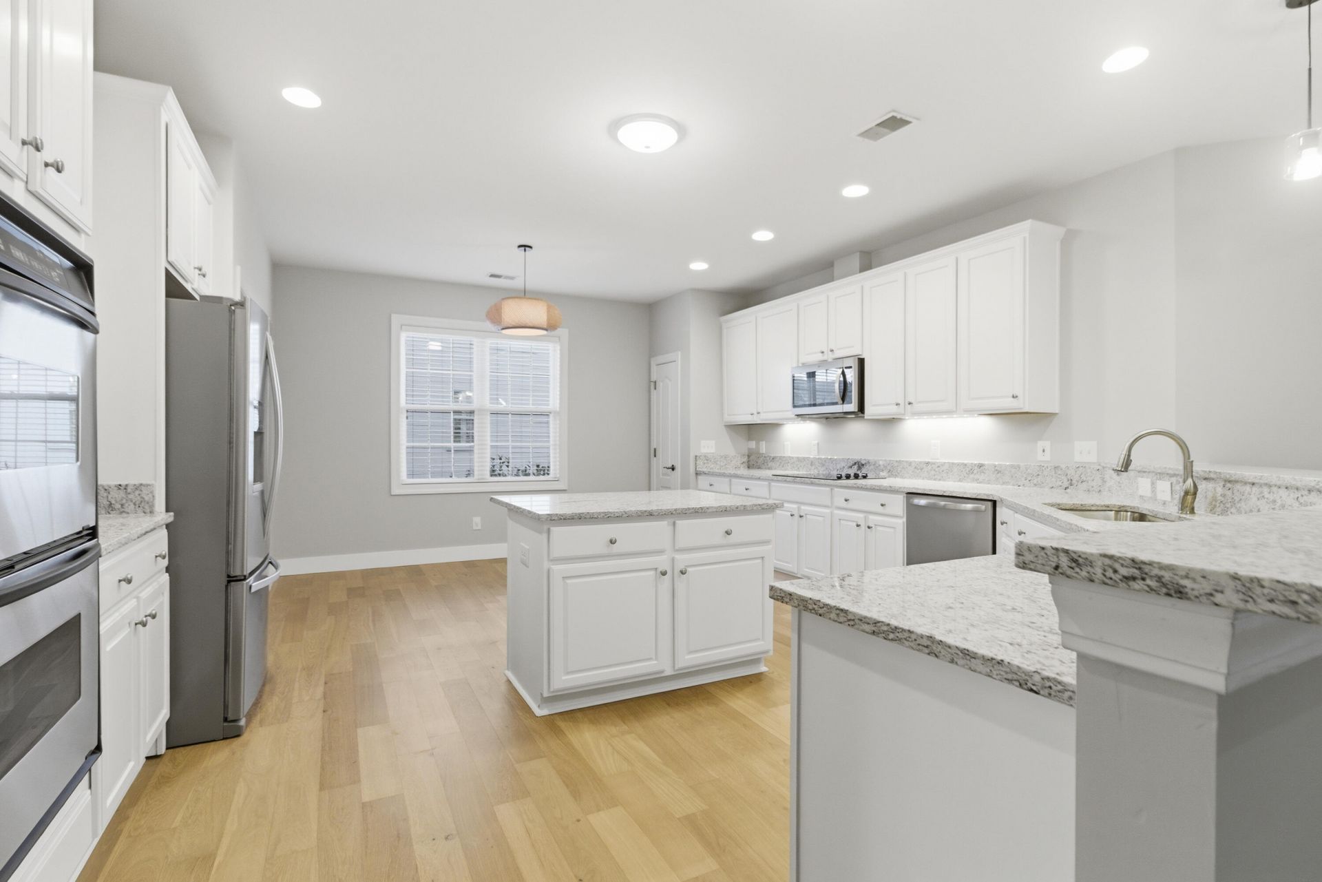 2206 Magnolia Meadows Drive Photo 15