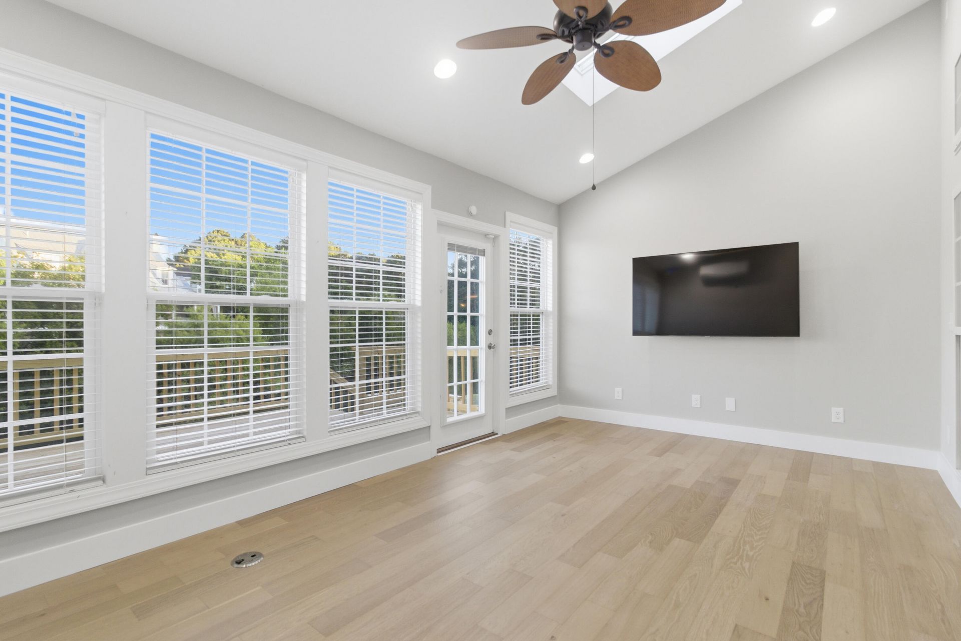 2206 Magnolia Meadows Drive Photo 24