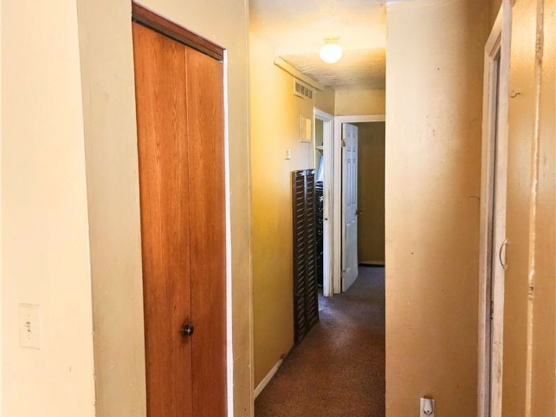 1296 Ottawa Avenue, Akron, OH 44305 Photo 5