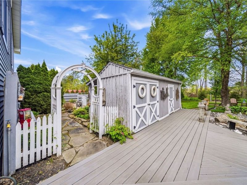 735 Fairway Street, Jefferson, OH 44047 Photo 15
