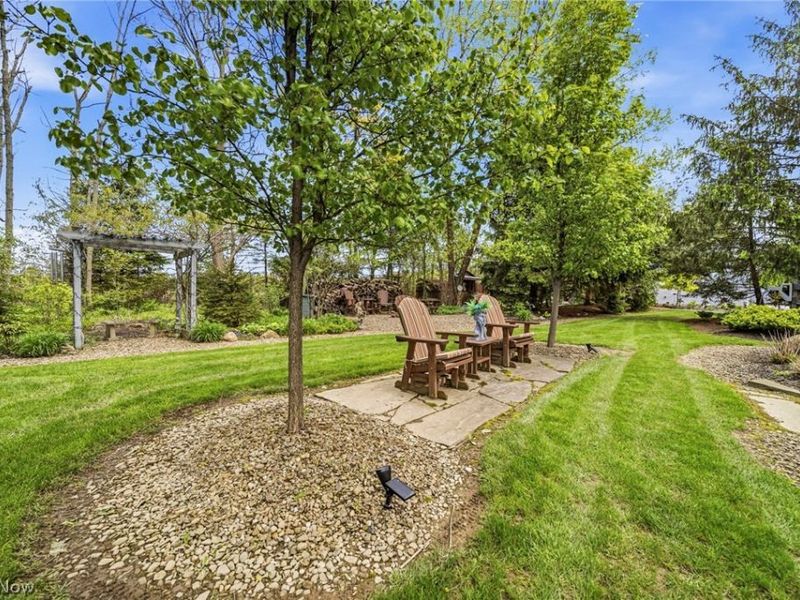 735 Fairway Street, Jefferson, OH 44047 Photo 18