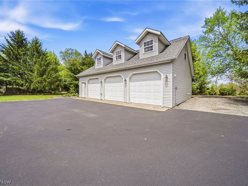 735 Fairway Street, Jefferson, OH 44047 Photo 7