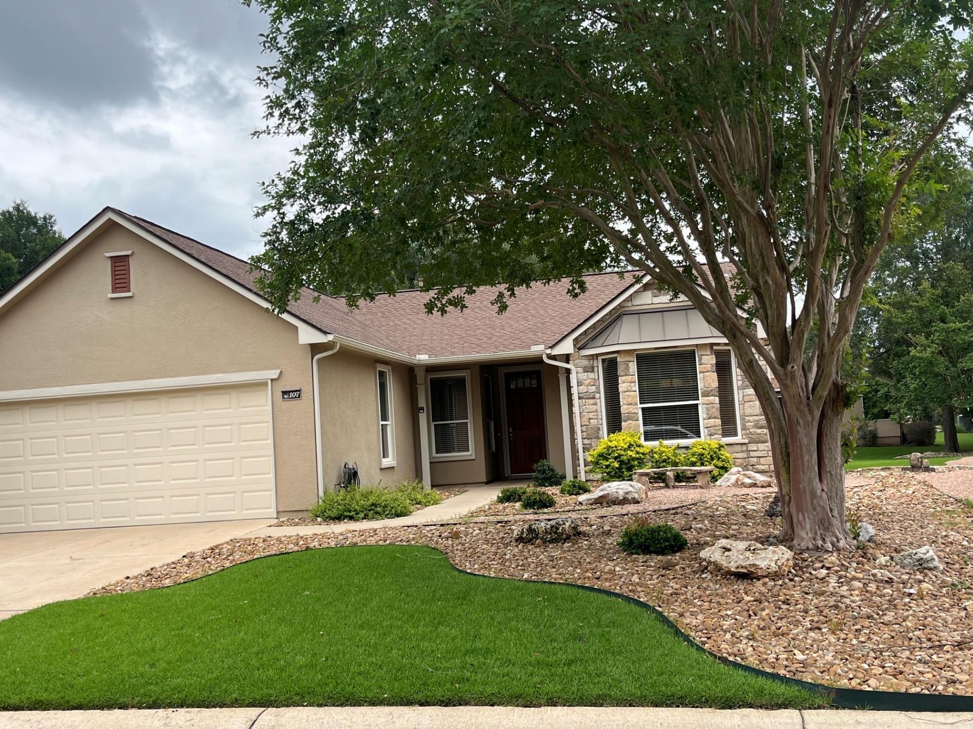107 Longhorn Trl, Georgetown, TX 78633 Main Photo