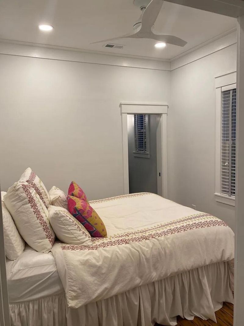 20 N Tracy Street Photo 8