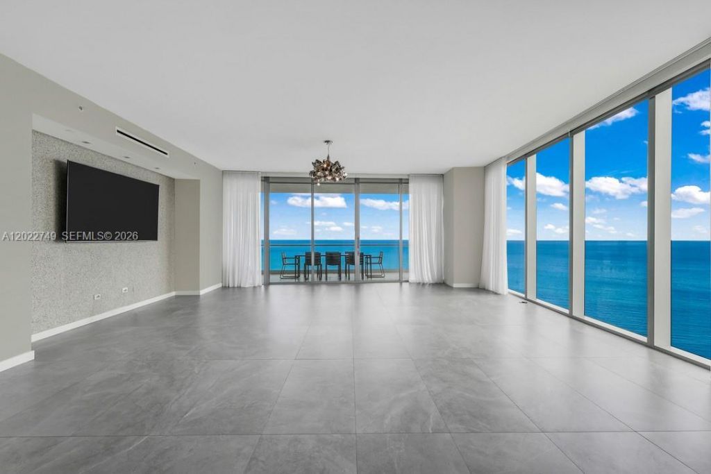 18501 Collins Ave, Unit 1804, Sunny Isles Beach, FL 33160 Photo