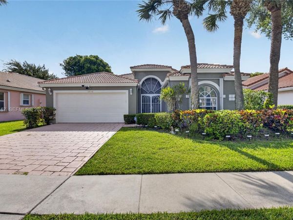 12636 W Coral Lakes Dr , Boynton Beach, FL 33437