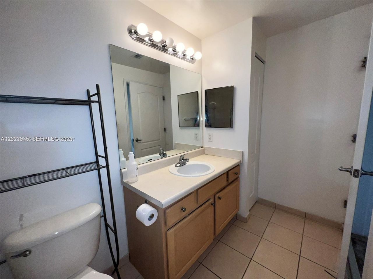 6001 SW 70th St , Unit 454, South Miami, FL 33143 Photo