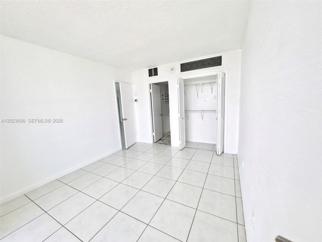 9801 Collins Ave, Unit 11M, Bal Harbour, FL 33154 Photo