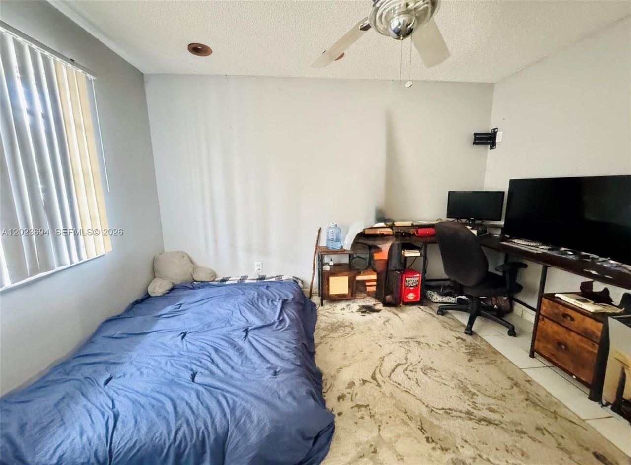 10904 NW 7th St, Unit 201, Miami, FL 33172 Photo
