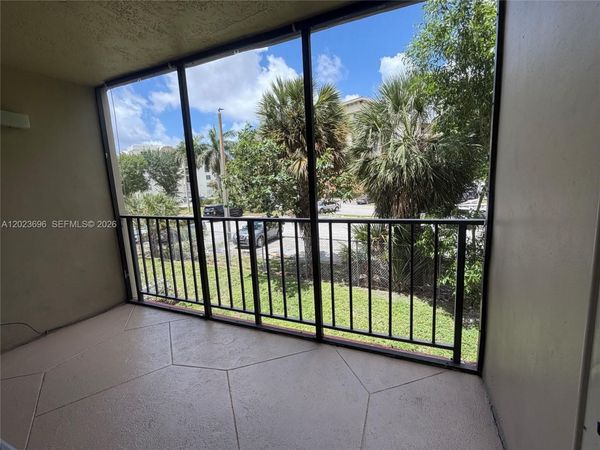 9150 Fontainebleau Blvd , Unit 203-2, Miami, FL 33172