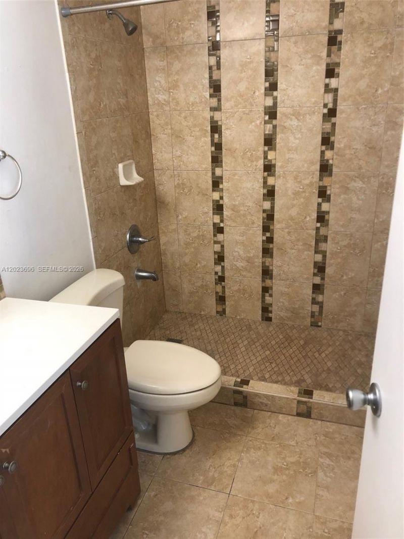 9150 Fontainebleau Blvd , Unit 203-2, Miami, FL 33172 Photo