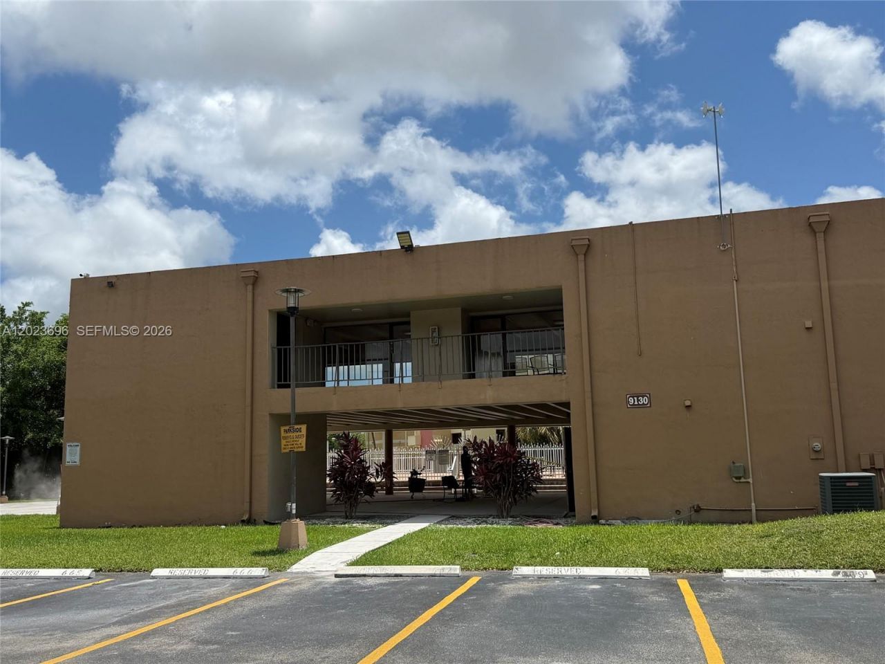 9150 Fontainebleau Blvd , Unit 203-2, Miami, FL 33172 Photo