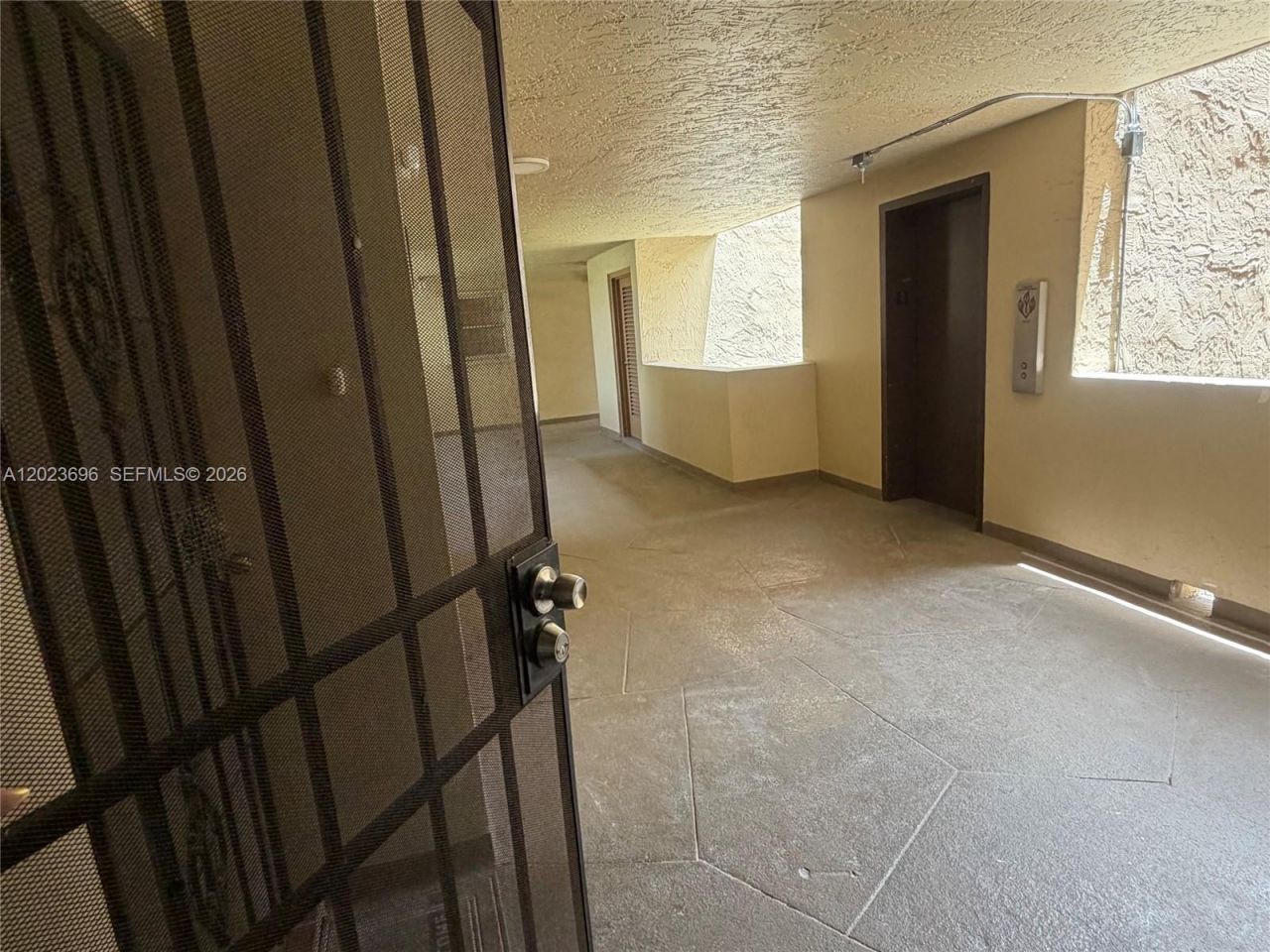 9150 Fontainebleau Blvd , Unit 203-2, Miami, FL 33172 Photo
