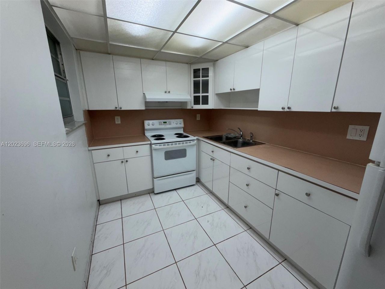 9150 Fontainebleau Blvd , Unit 203-2, Miami, FL 33172 Photo