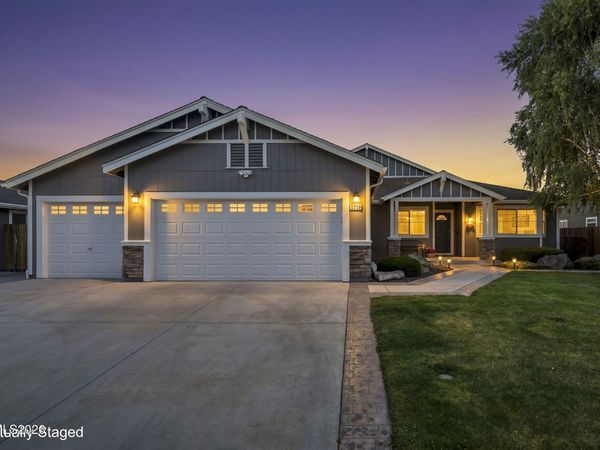 1279 Chara Lane, Sparks, NV 89441