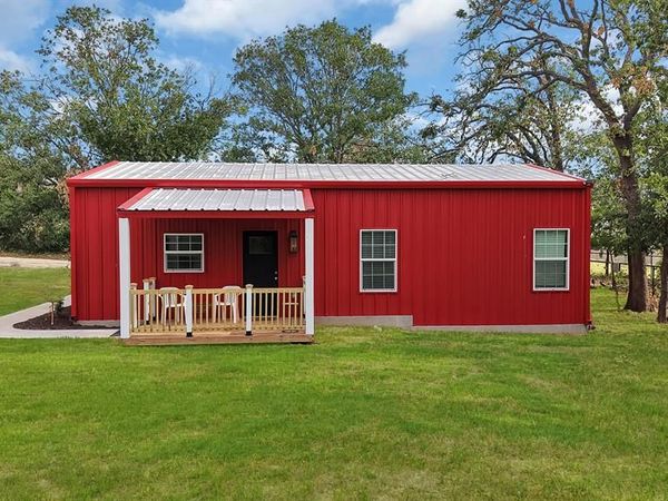 301 Sandlin Lane , Springtown, TX 76082