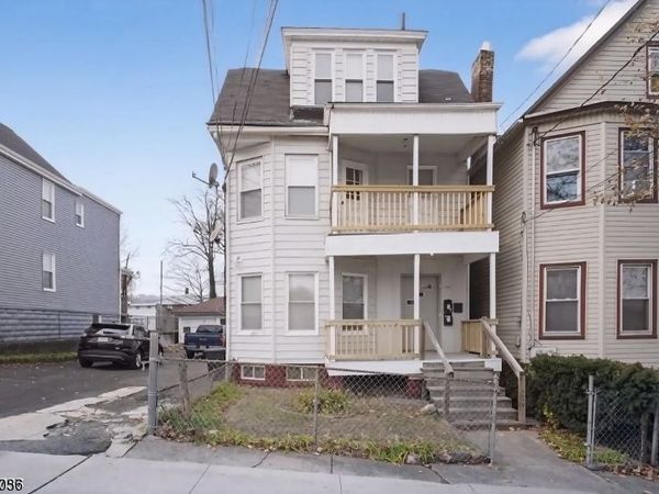 271 Mount Vernon Ave, Orange, NJ 07050