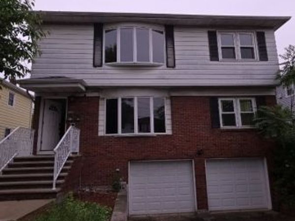 5 General Karge Ct, Elizabeth, NJ 07202