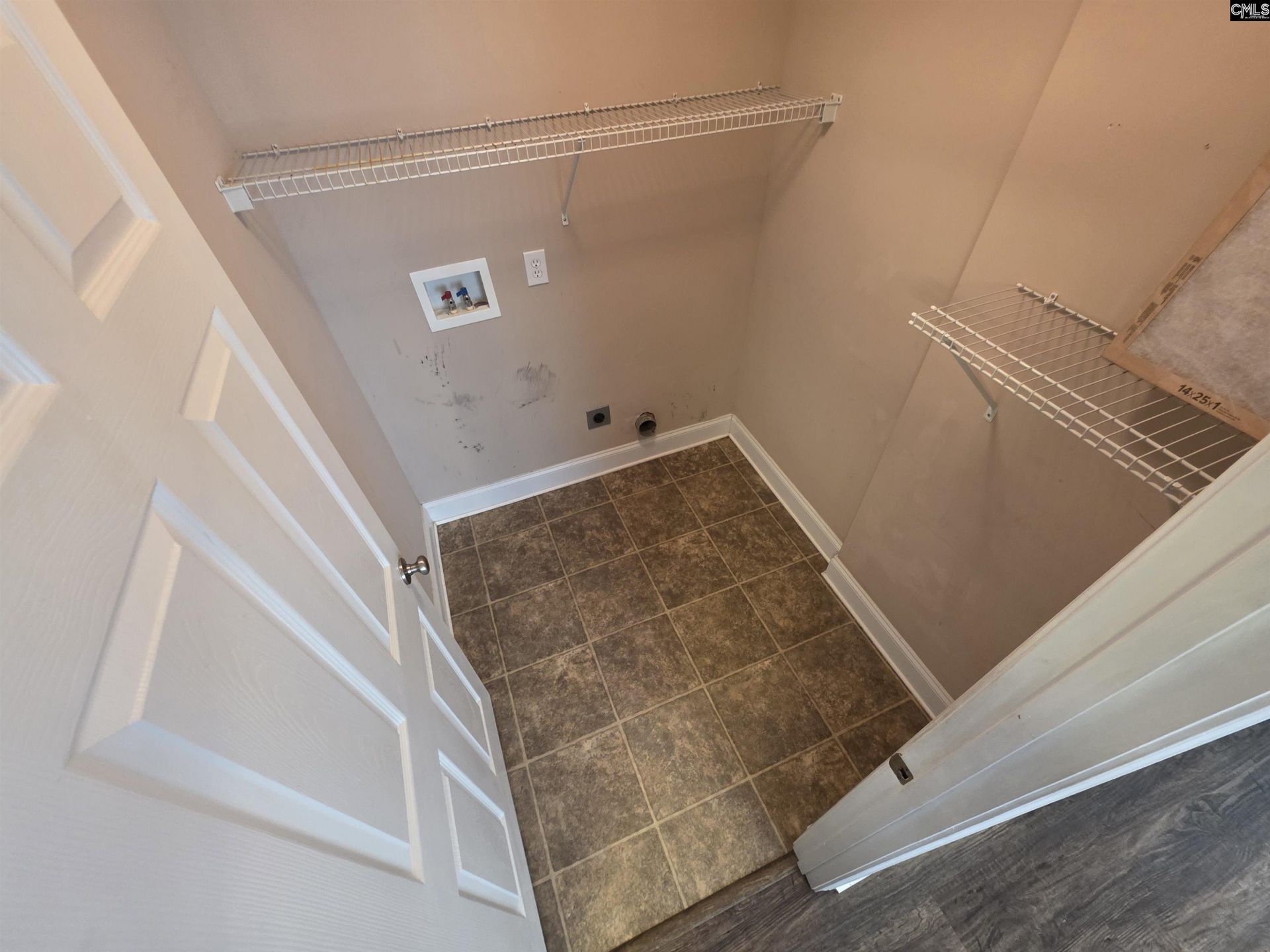 228 Chesterton Drive Photo 22