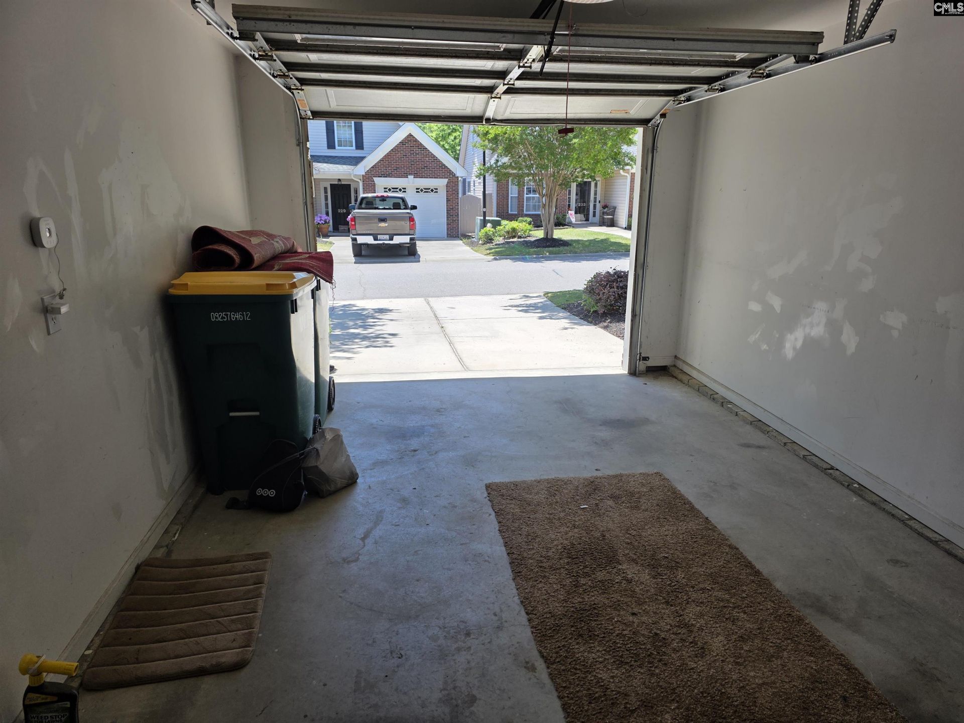 228 Chesterton Drive Photo 37