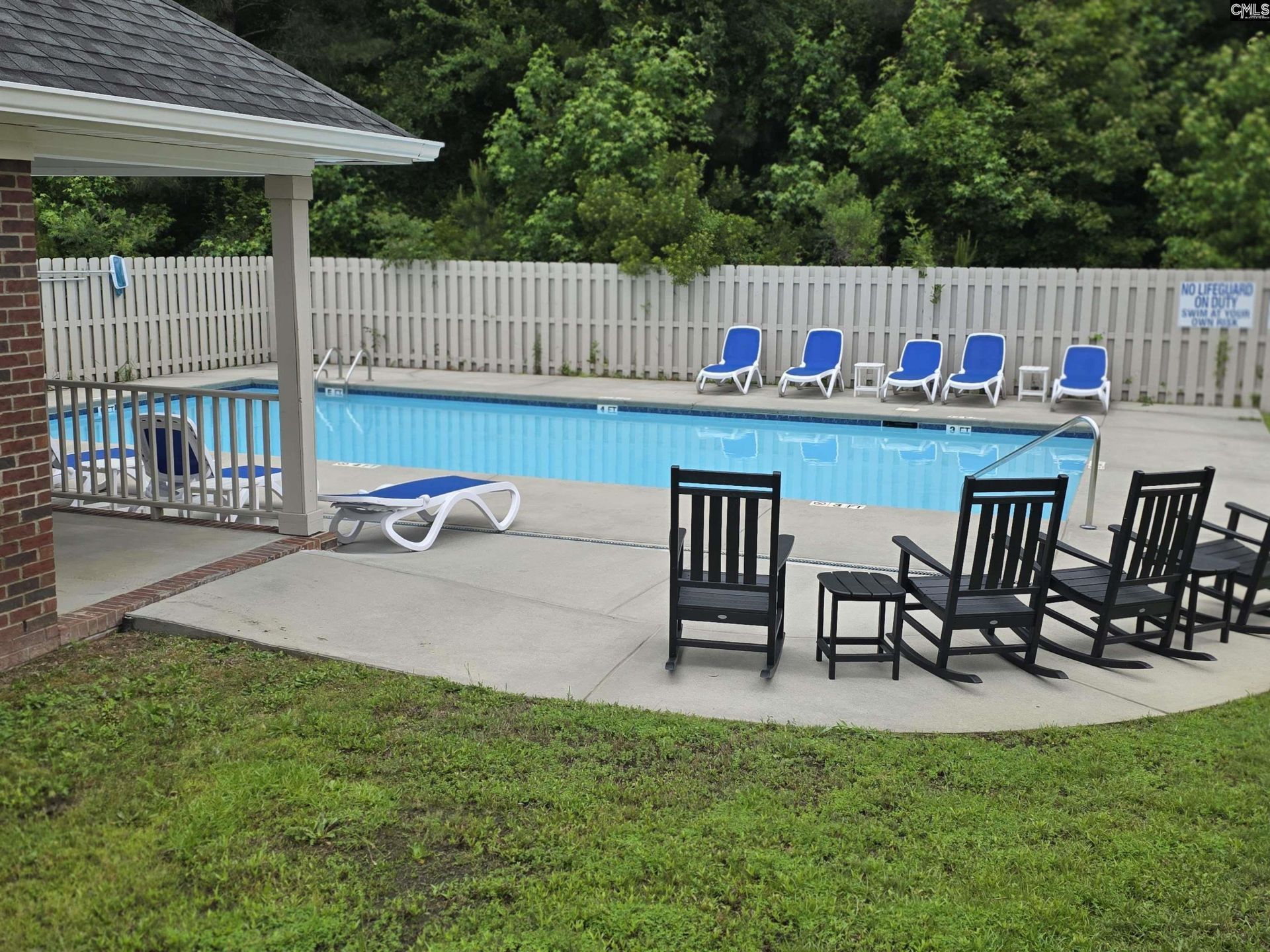 228 Chesterton Drive Photo 40