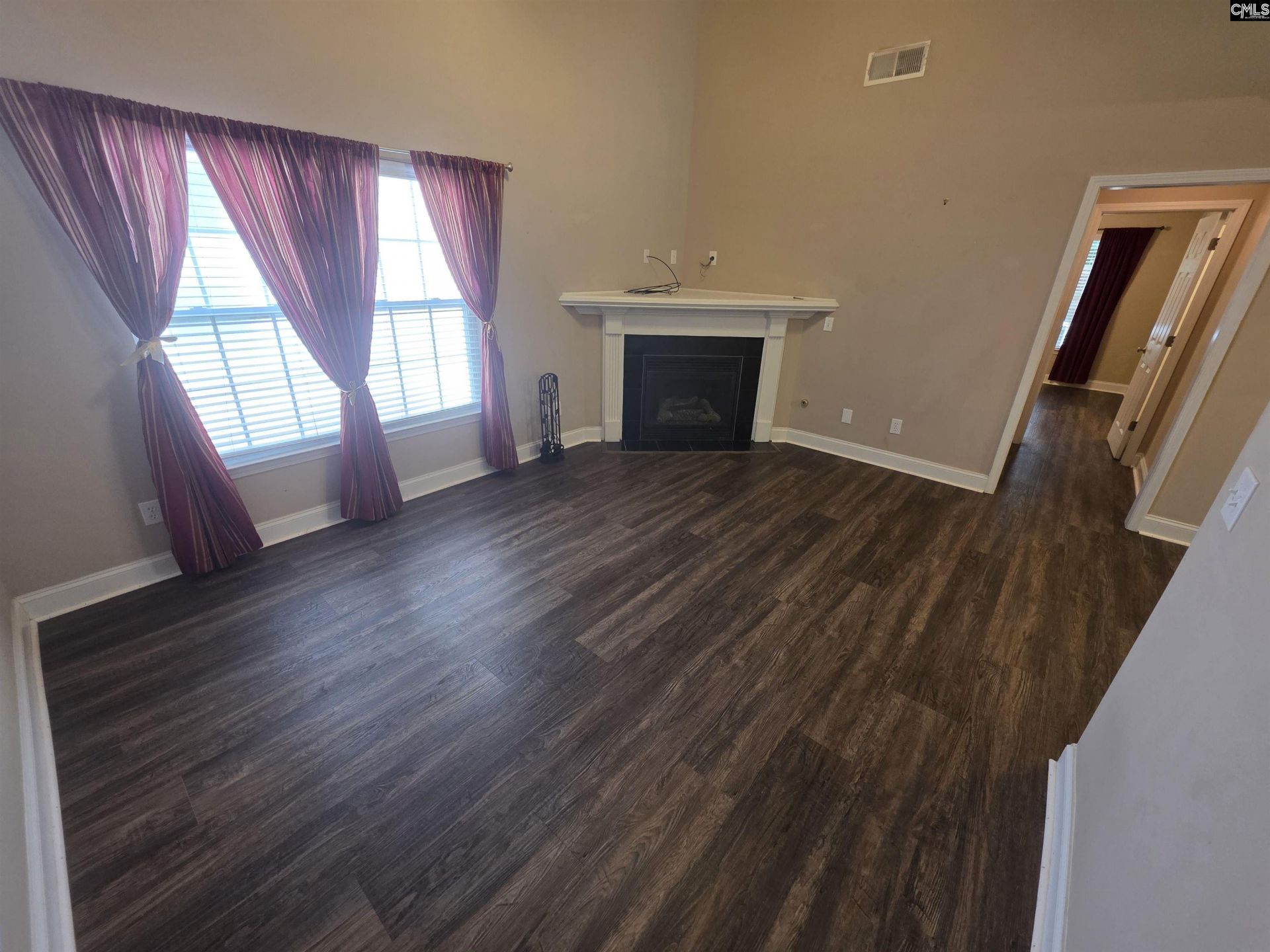 228 Chesterton Drive Photo 8