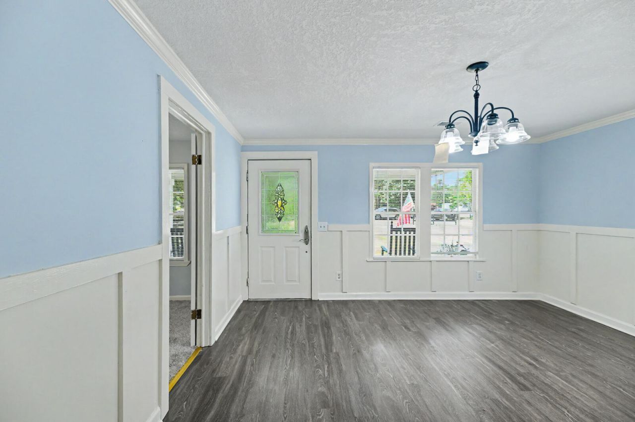 192 Bounty Road Photo 13