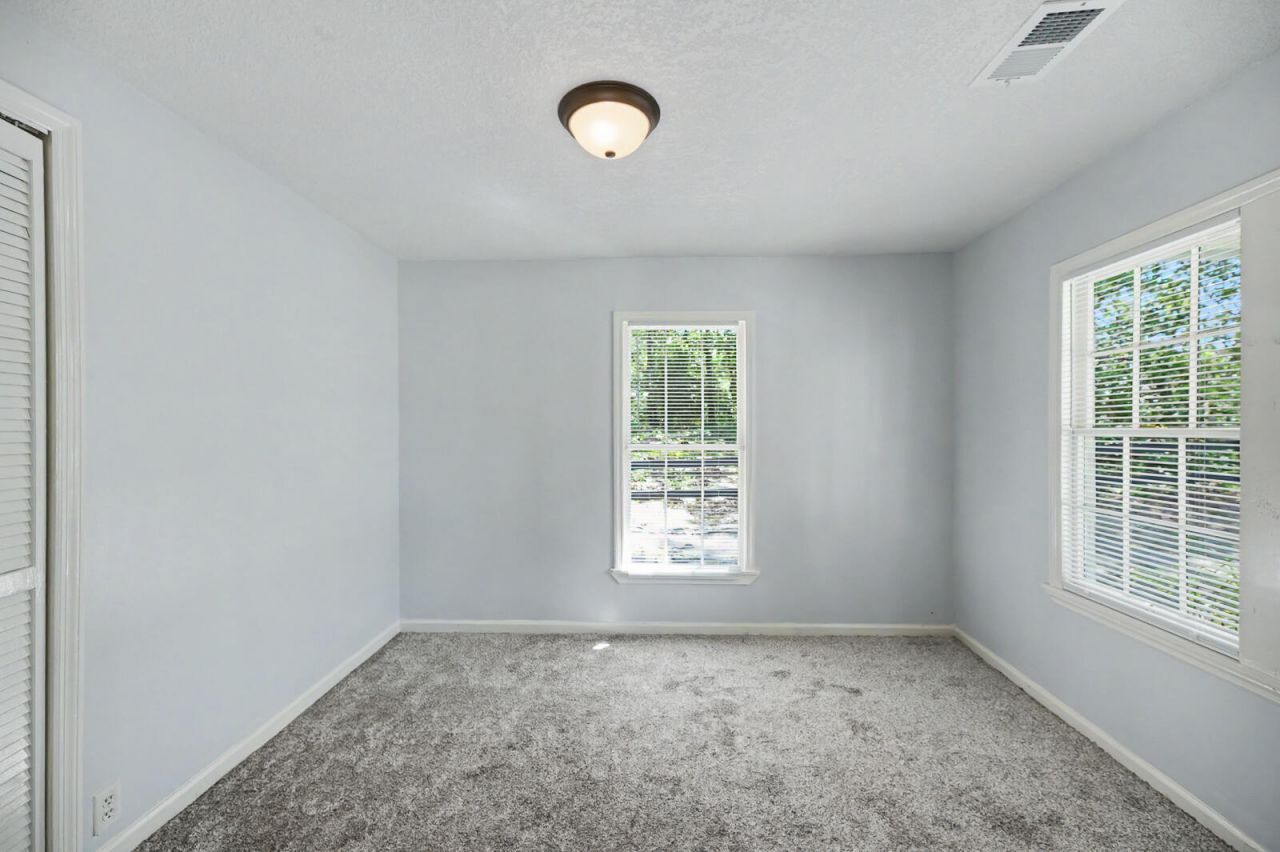 192 Bounty Road Photo 15