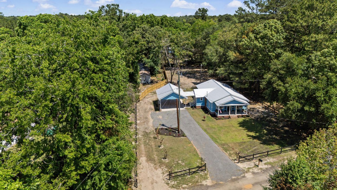 192 Bounty Road Photo 5