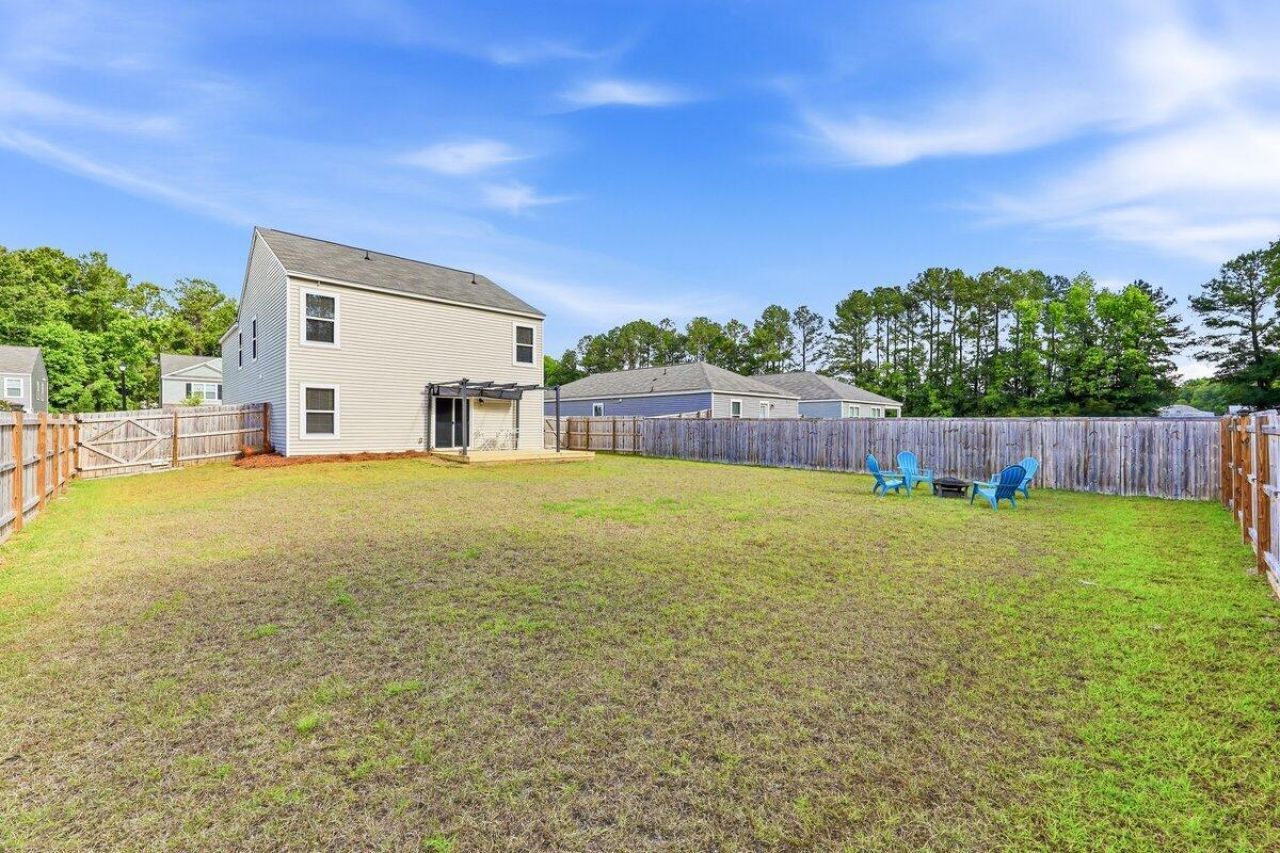 606 Red Mulberry Road Photo 24